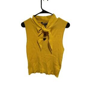 Bcbgmaxazria yellow keyhole sleeveless crop sweater top size large